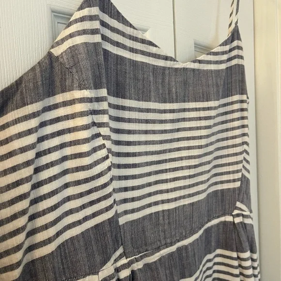 Old Navy Stripped Dress - Picture 2 of 4